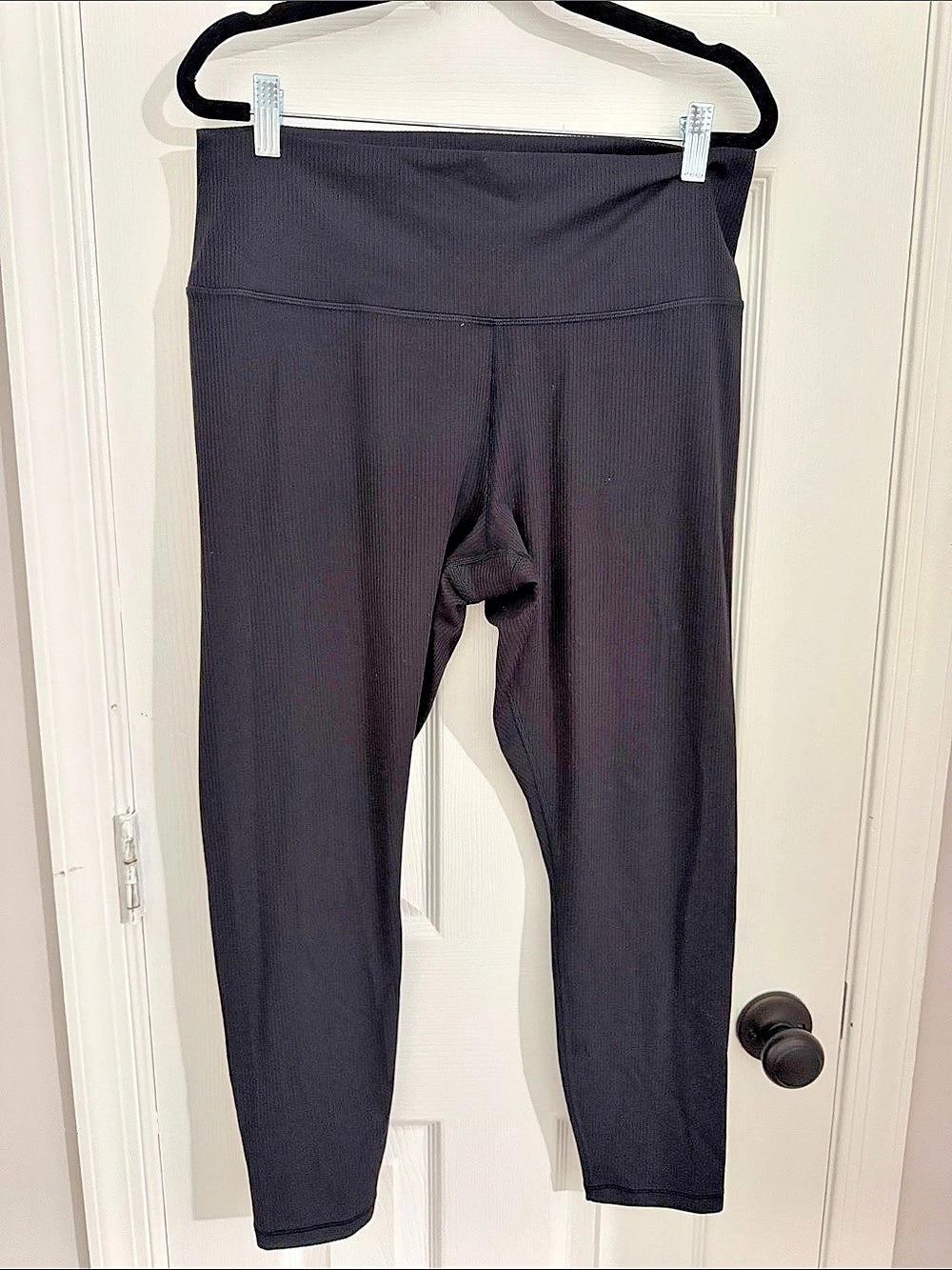 Athleta Transcend Rib 7/8 Tight Ribbed Leggings Black Large
